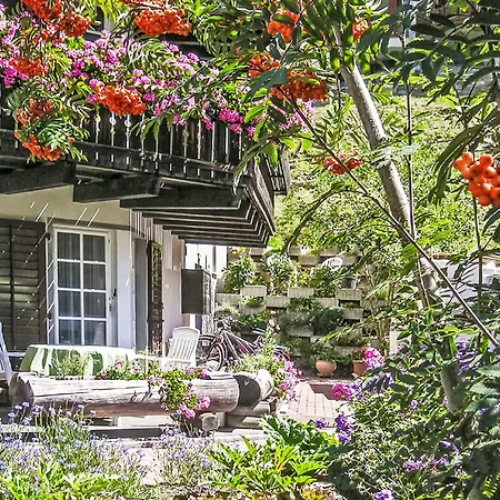 Laurin-1 By Interhome *